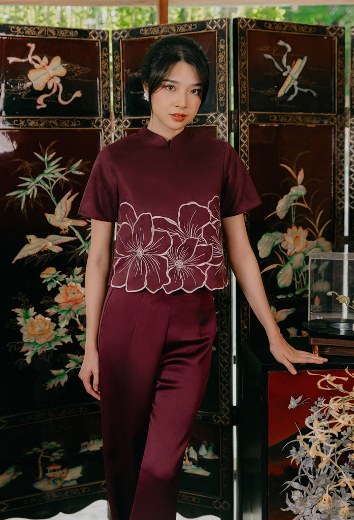 Sienna Top Women in Maroon